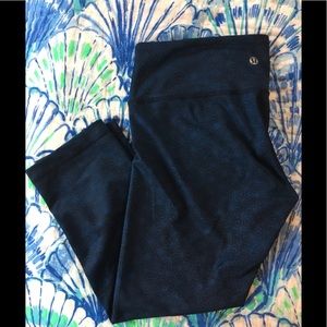 Lululemon cropped leggings